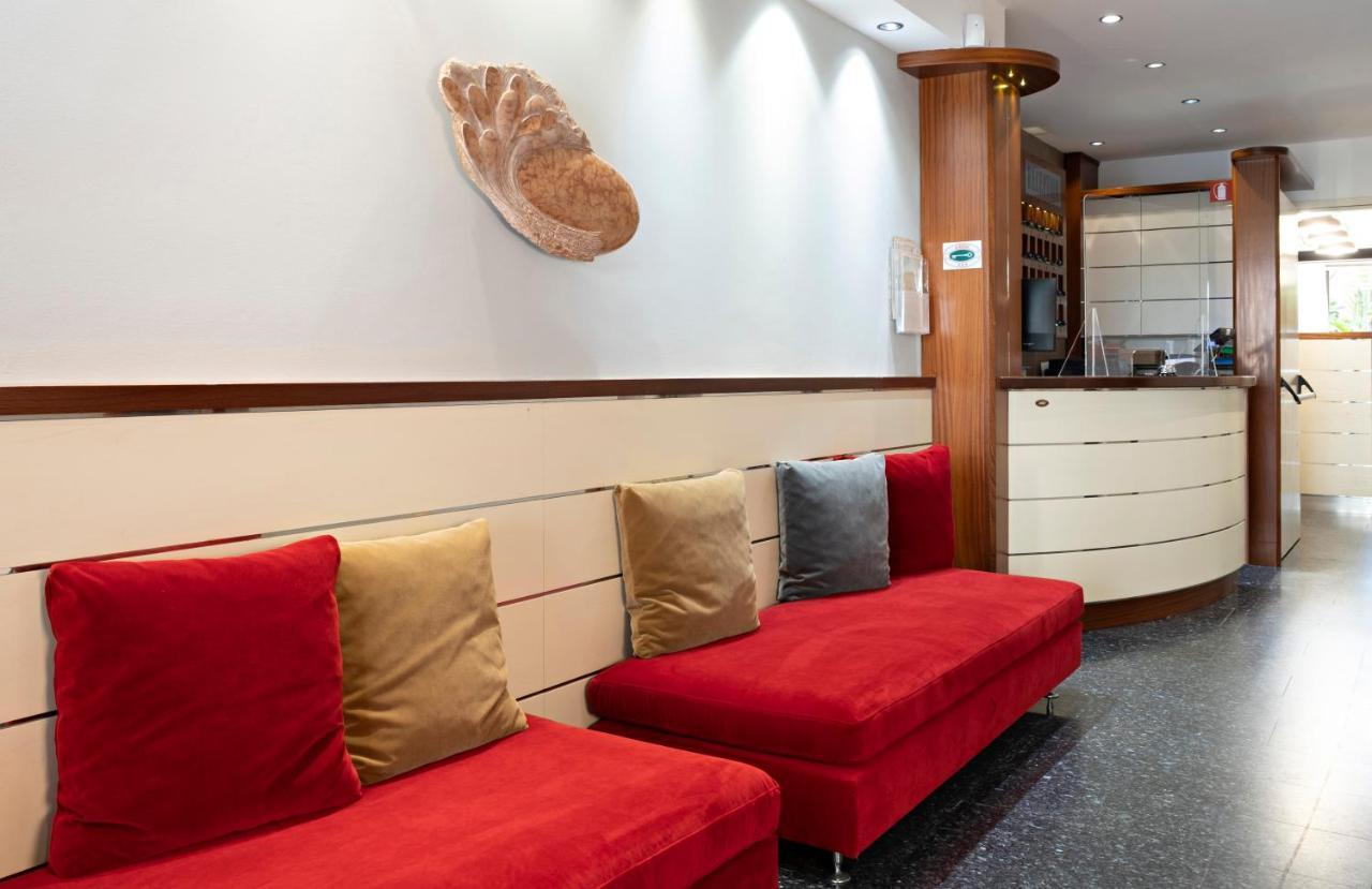 וירג'יו Hotel Mirage מראה חיצוני תמונה